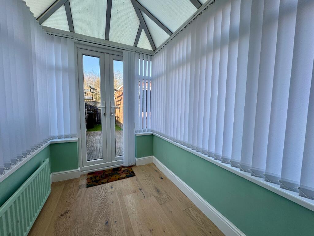 House in North Tyneside, North East - More