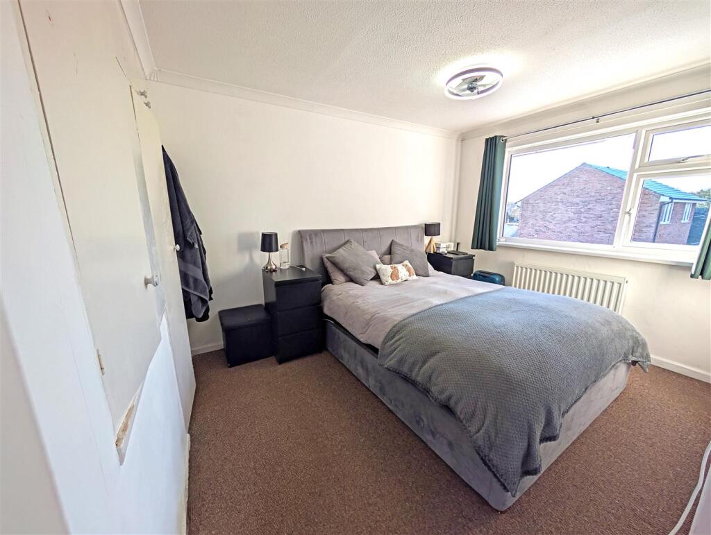 House in Shrewsbury, Shropshire - More