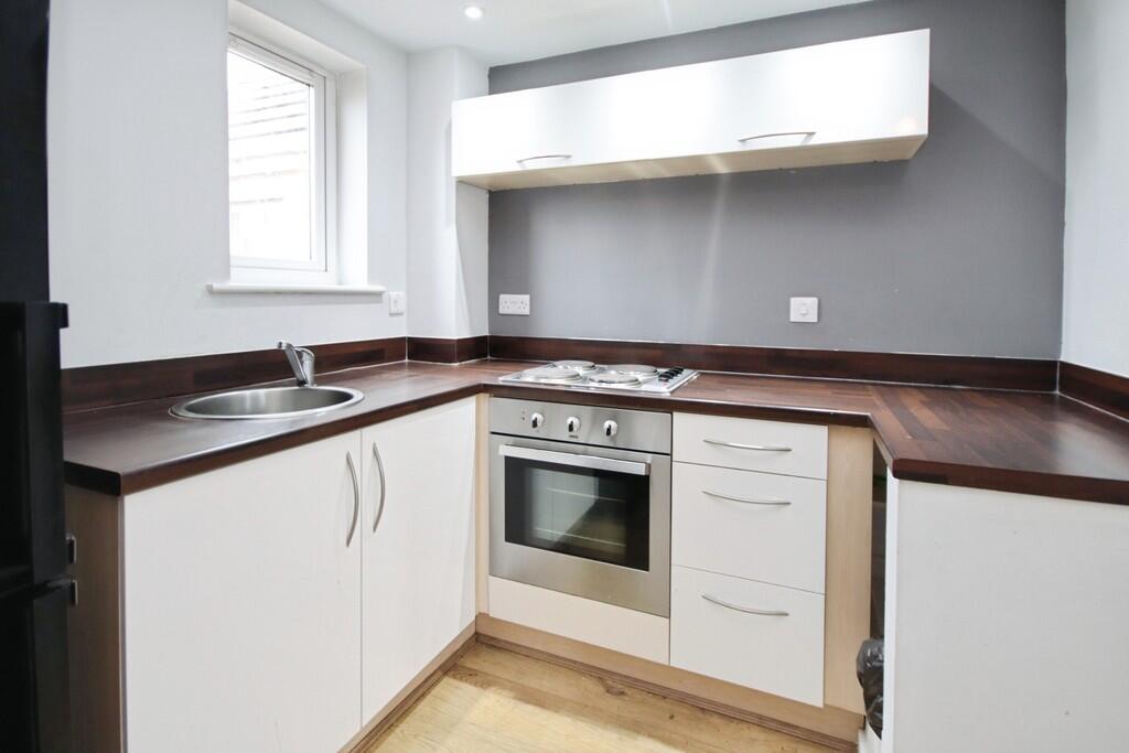 Apartment in Lincoln, Lincolnshire - View 3