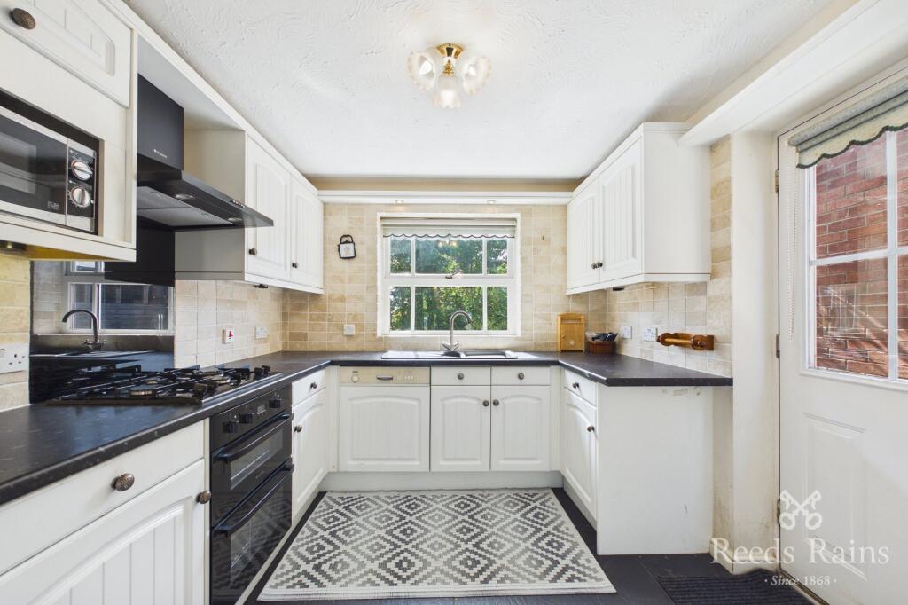 Needham Drive, Cranage, Crewe, Cheshire, CW4 photo 3