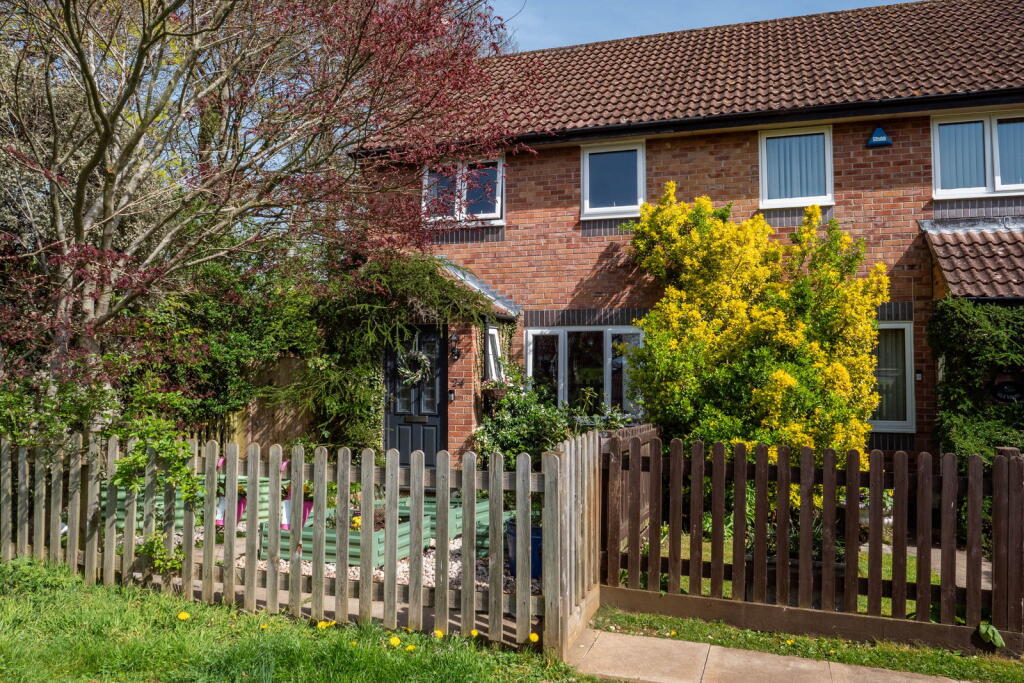 Main image of property: Avebury Road, Chippenham, SN14 0NX