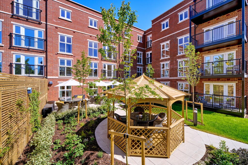 Main image of property: Beesons Yard, Rickmansworth