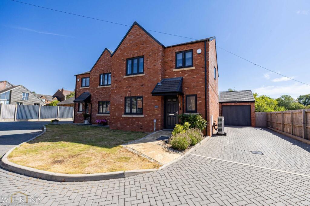 Main image of property: School Lane, Galley Common, Nuneaton, Warwickshire, CV10