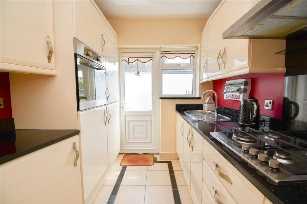 House in Upton, Overchurch Hill - View 4