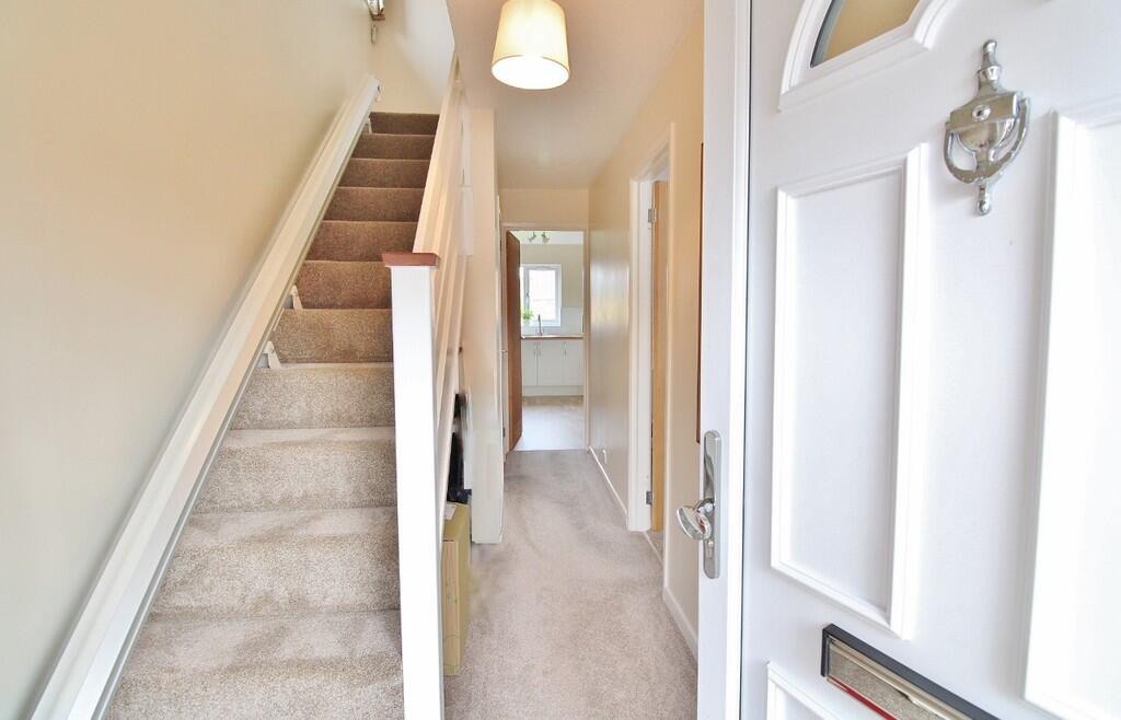 Forties Close, Stubbington, Fareham photo 3