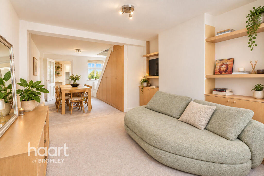 Gowland Place, Beckenham photo 2