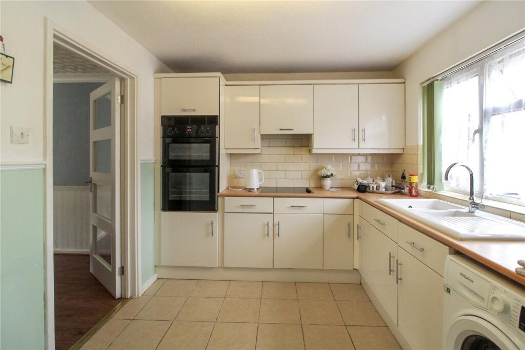 House in Southend-on-Sea - View 4