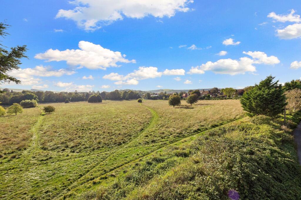 Castle Lane, Bramber, BN44 photo 4