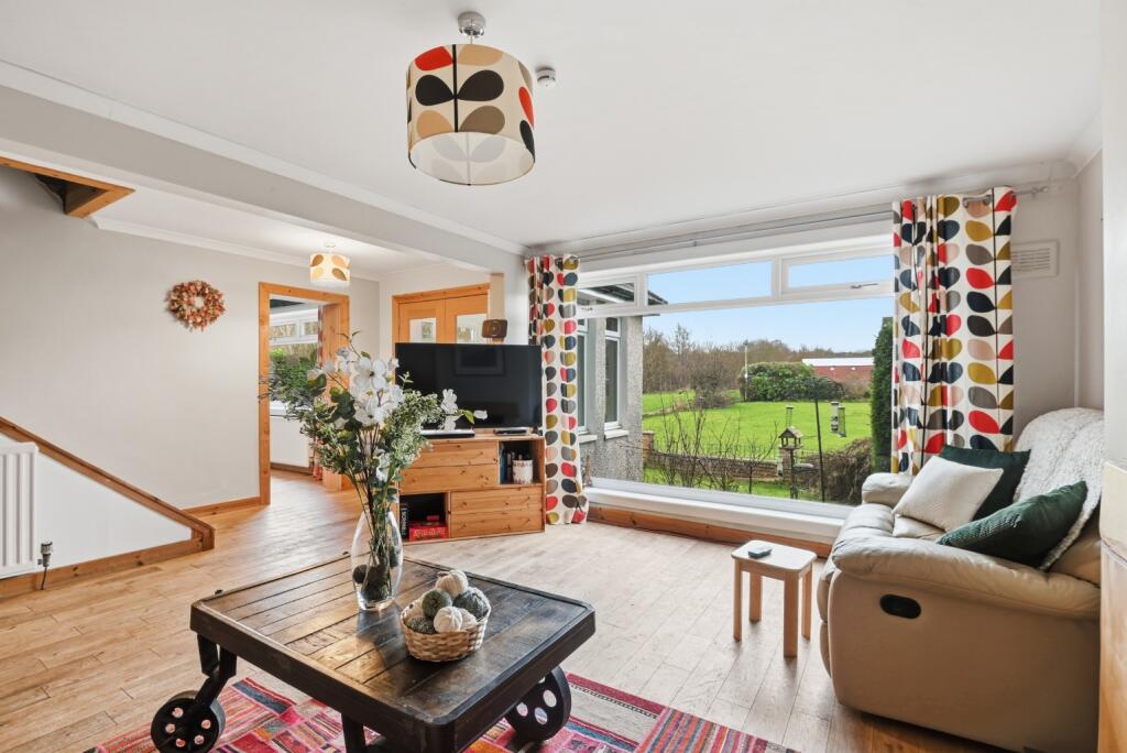 57 Harvie Avenue, Newton Mearns, East Renfrewshire, G77 6LH photo 3