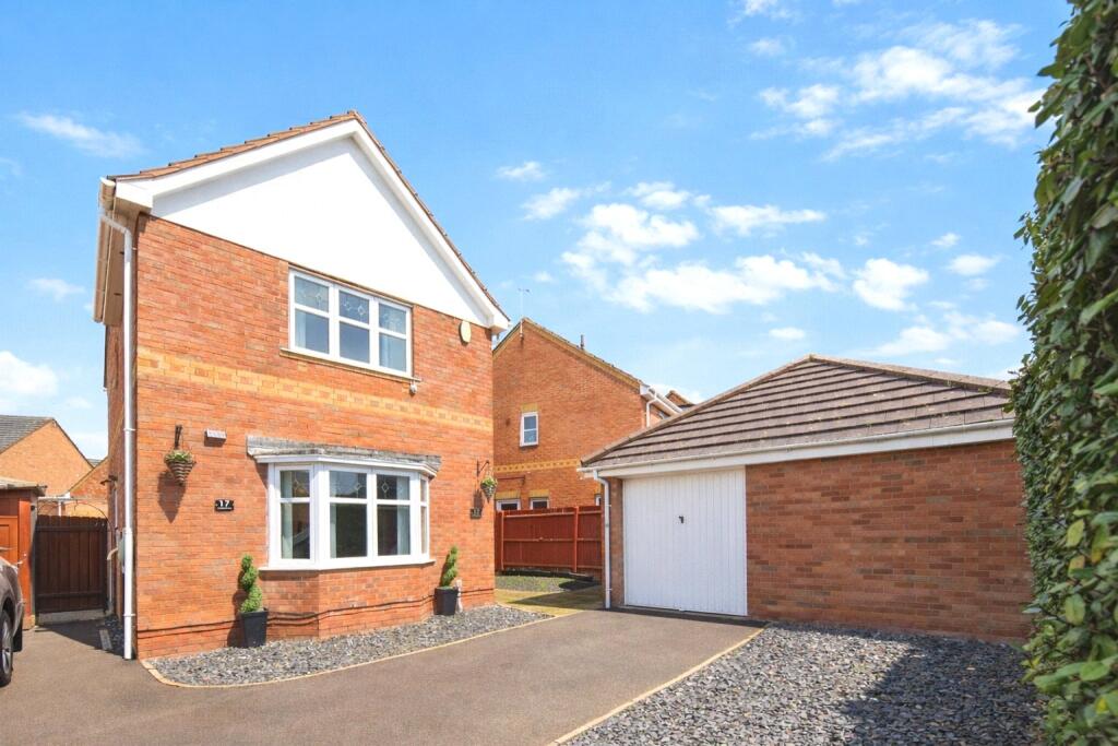 Main image of property: Northbourne Drive, Nuneaton, Warwickshire, CV11