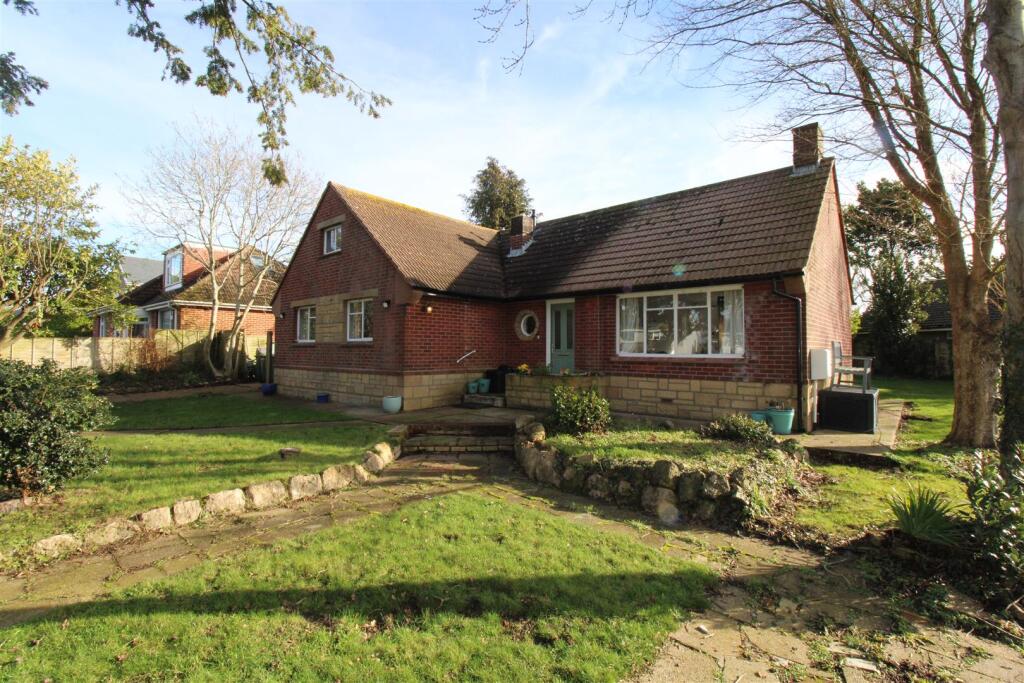 Main image of property: Baring Road, Cowes