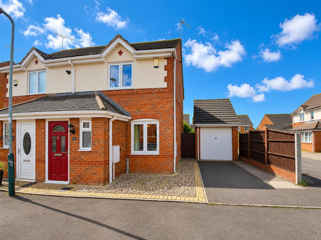 Main image of property: Upton Drive, Maple Park, Nuneaton