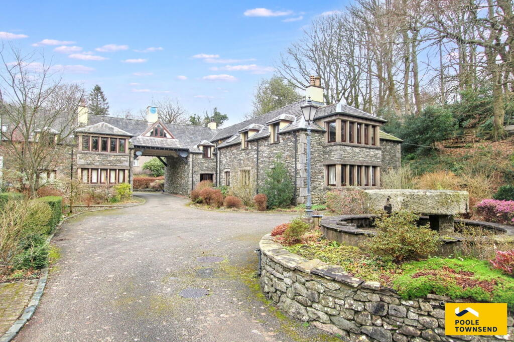 Main image of property: High Park House, Oxenholme, Kendal, LA9 7RE