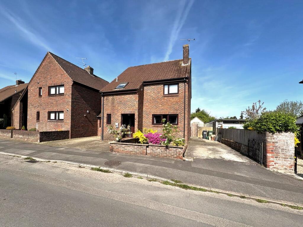 Main image of property: Walk Mill Lane, Kingswood, Wotton-under-Edge, GL12