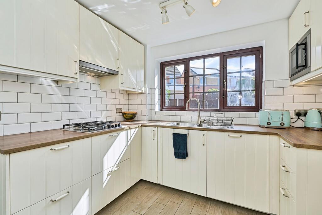 House in Sandwell, West Midlands - More