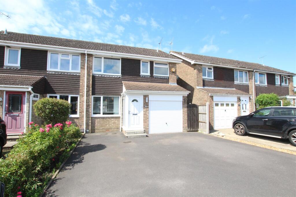 Main image of property: Badger Close, Bishopstoke, Eastleigh