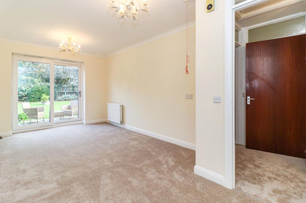 Pegasus Court, Abbots Langley, WD5 photo 2