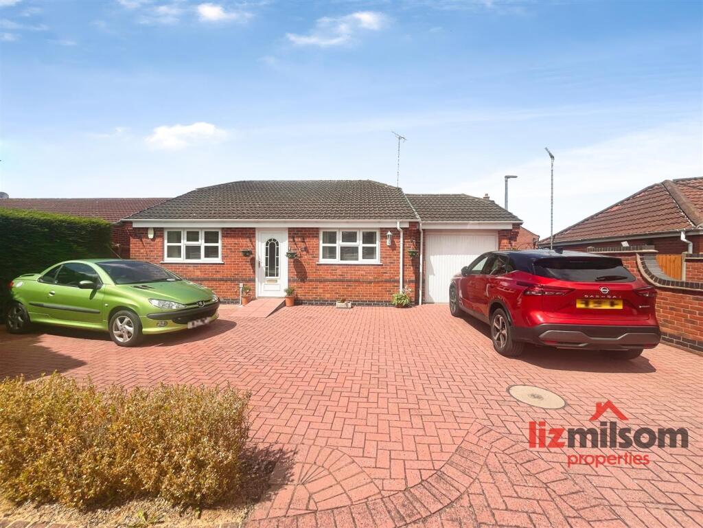 Main image of property: Ravenwood, Swadlincote