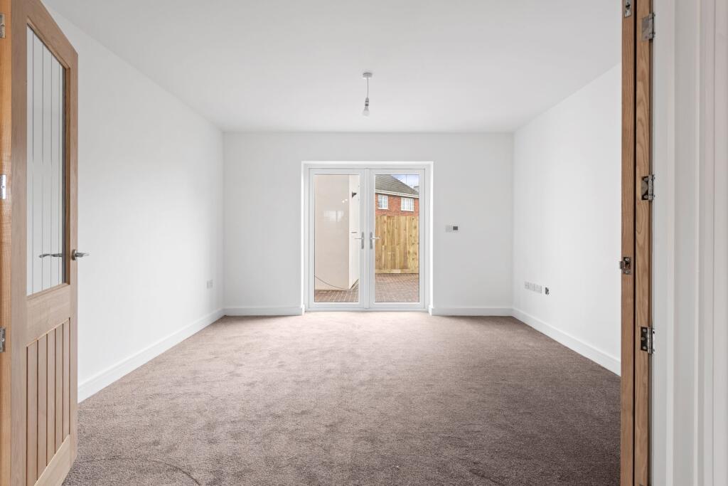 Marwood Court, Church Road South, PE25 photo 3