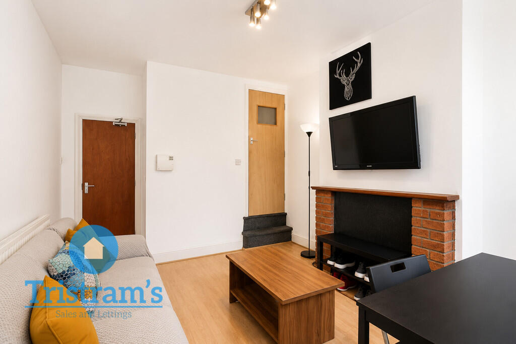 Hart Street, Lenton - View 5