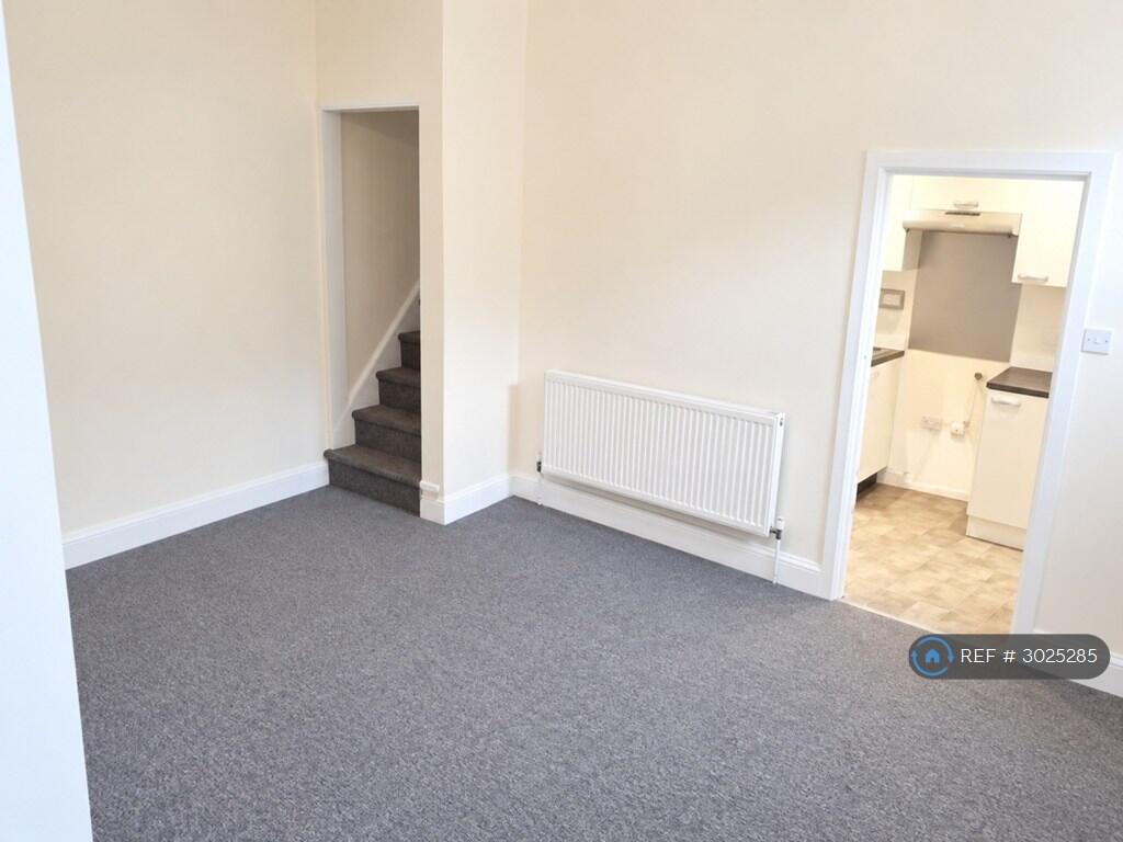 House in Bradford - View 3