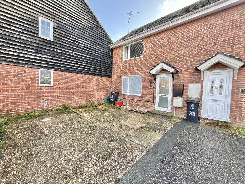 Main image of property: Aster Close, Clacton-On-Sea, Essex
