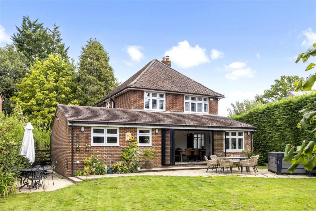 Turners Hill Road, Crawley Down, Crawley, West Sussex, RH10 photo 2