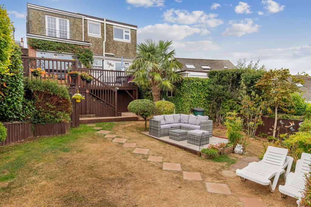 Main image of property: Belfield Rise, Marldon, Paignton, TQ3 1NX