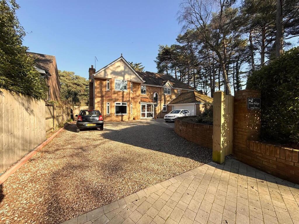 Main image of property: Laurel Drive, Broadstone