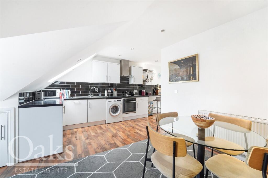 Apartment in London - View 4