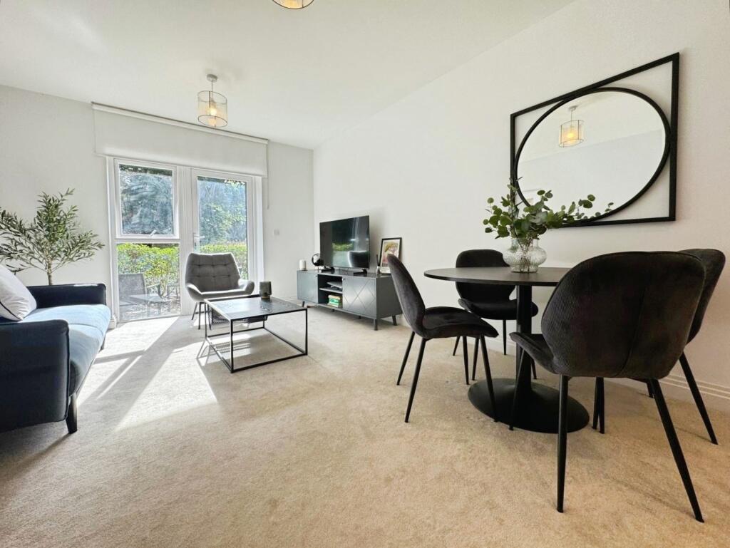 Apartment in Hemel Hempstead, High Wycombe Community Board - View 2