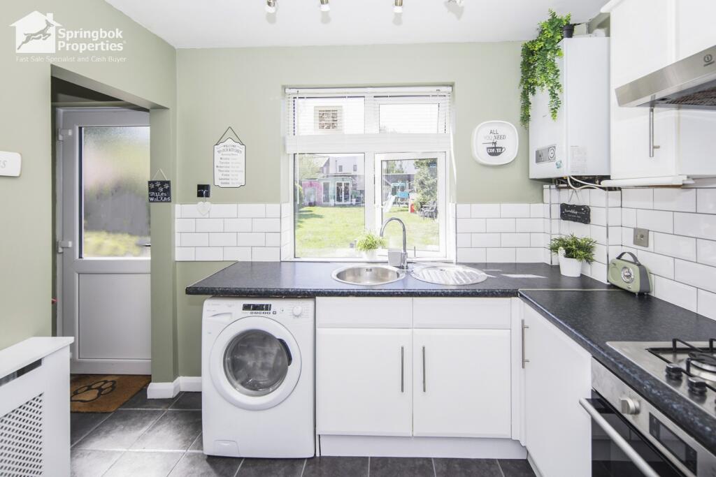 House in North Warwickshire, Chapel End, Hartshill - View 6