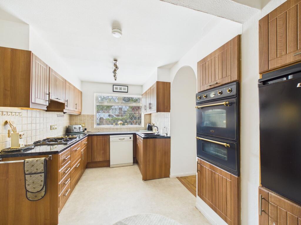 Erleigh Court Drive, Earley, RG6 photo 4