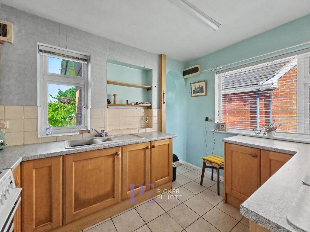 The Fairway, Burbage, LE10 - View 5