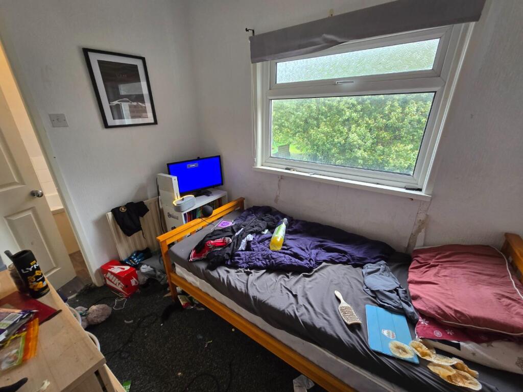 House in Bury, Greater Manchester - View 5