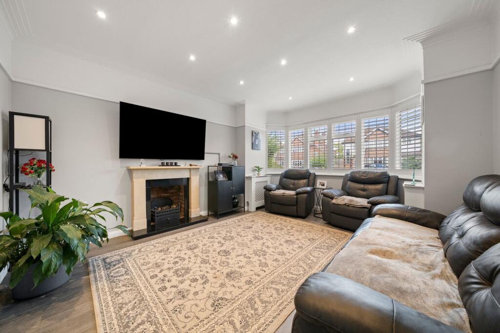 House in Kingston upon Thames - View 4