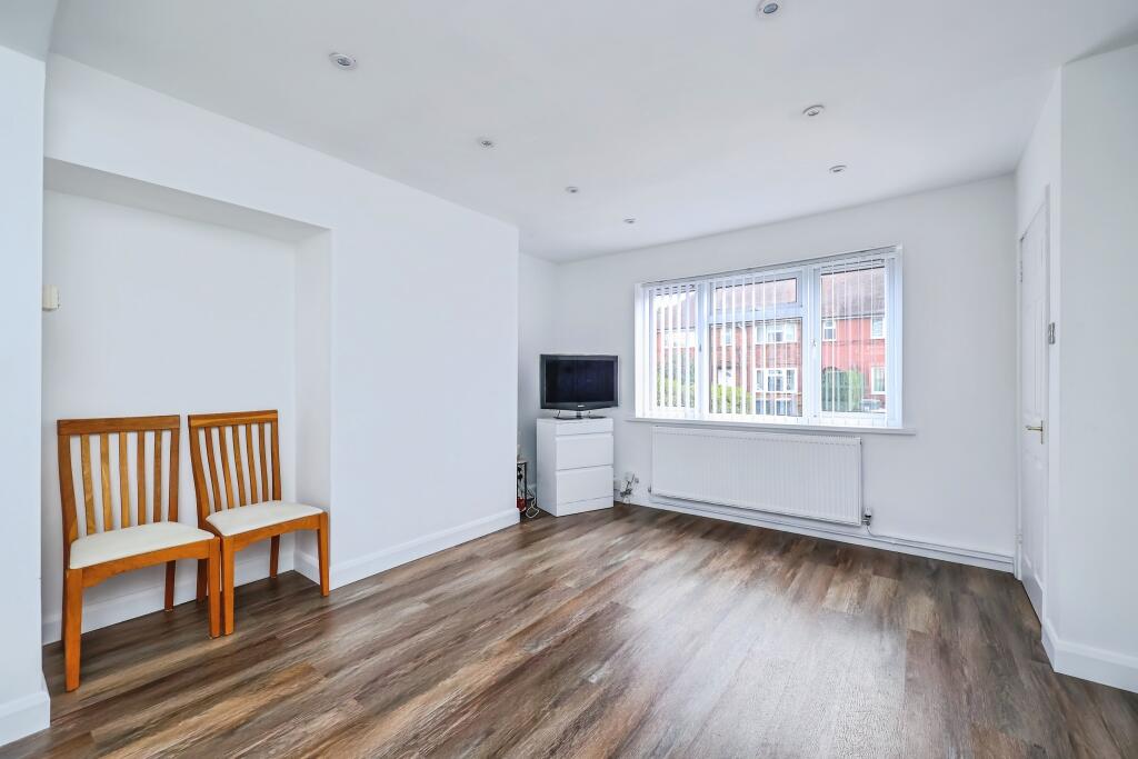 Burrows Avenue, Nottingham, NG9 - View 6