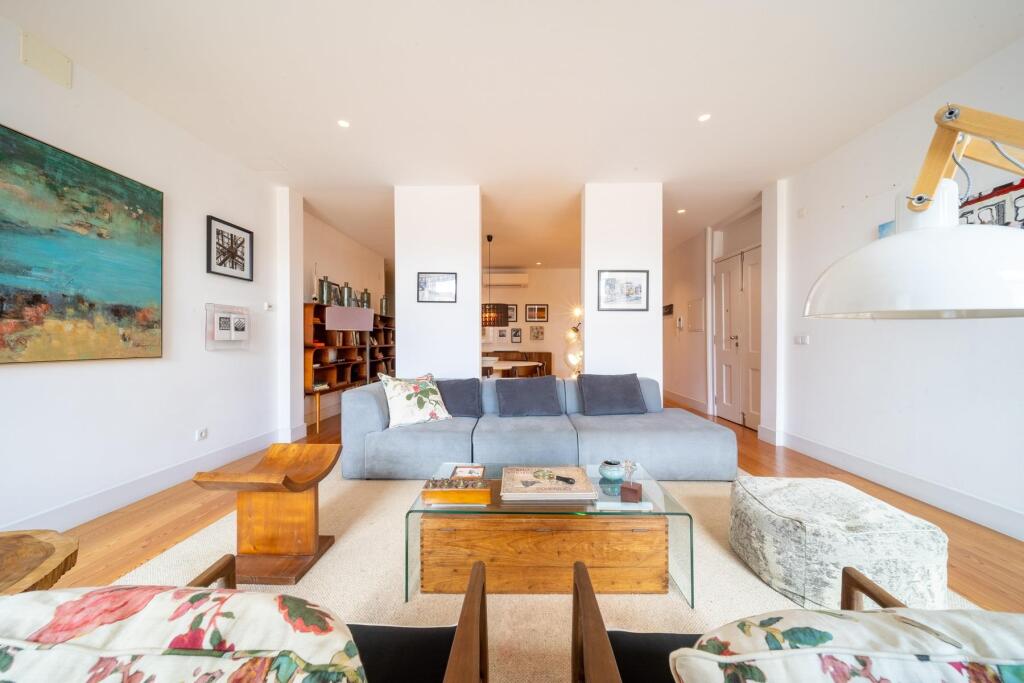 Main image of property: Lisbon, Lisbon