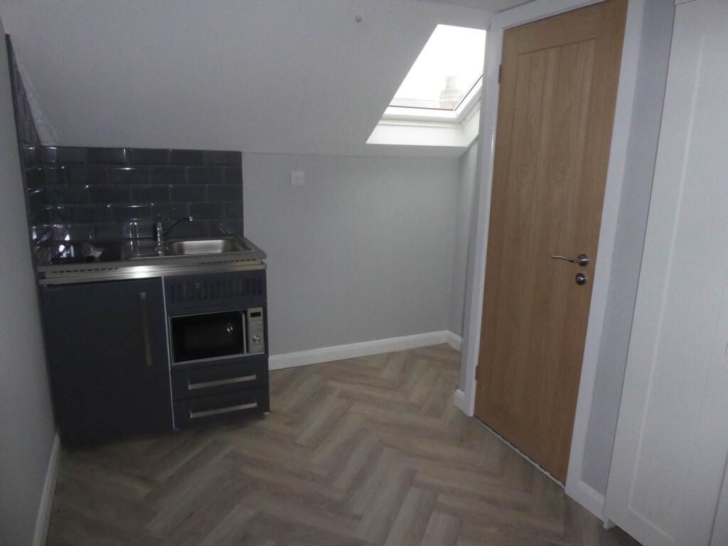 Apartment in Reading, Spring Gardens, Whitley - View 4