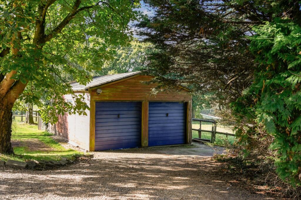 House in Stowting Common, Stowting - View 3