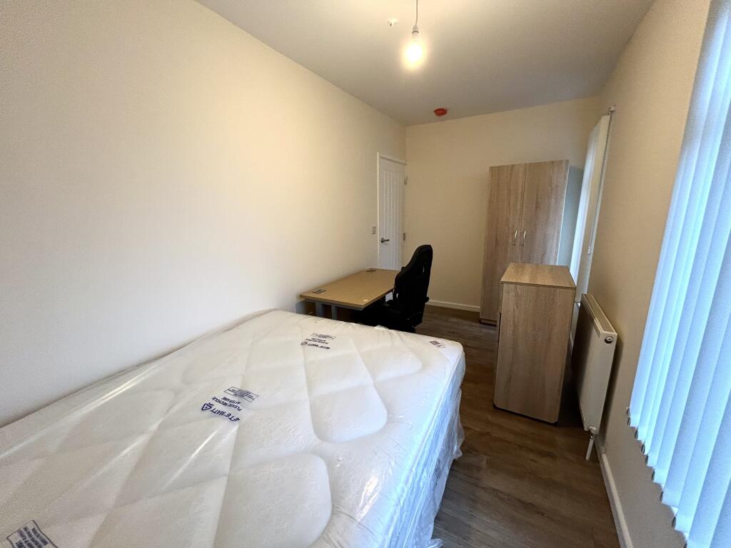 Main image of property: 35B Taff Street, Pontypridd, 