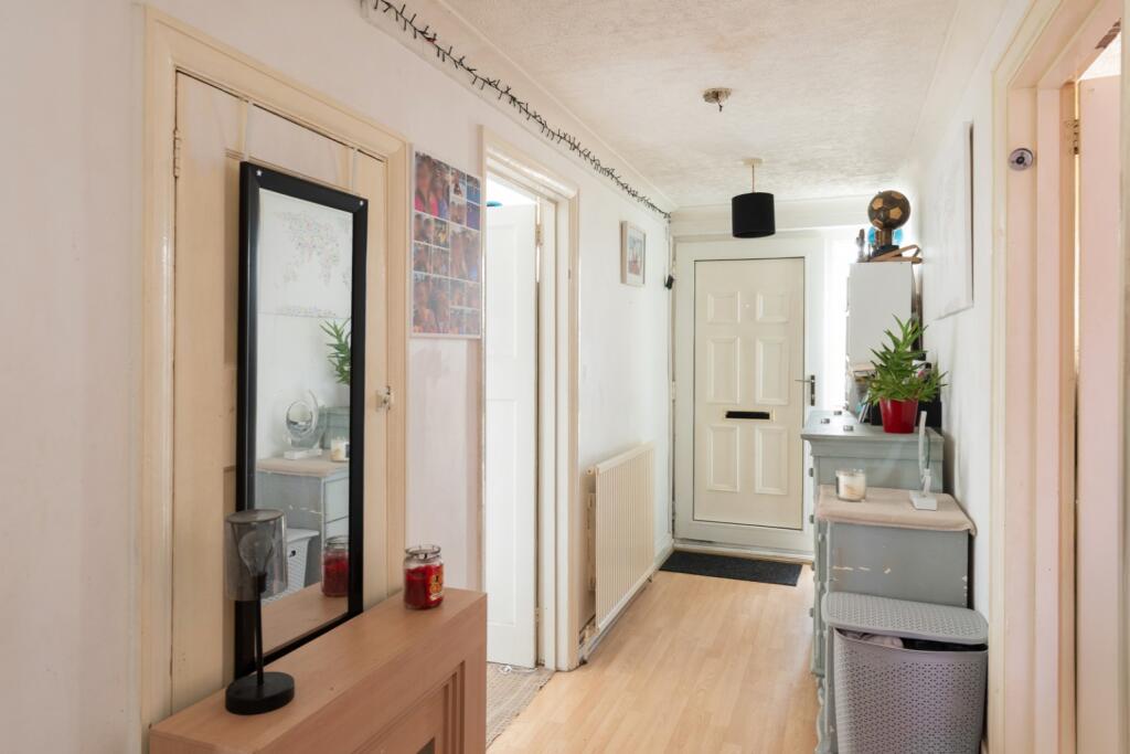 Ardingly Road, Saltdean, Brighton photo 4