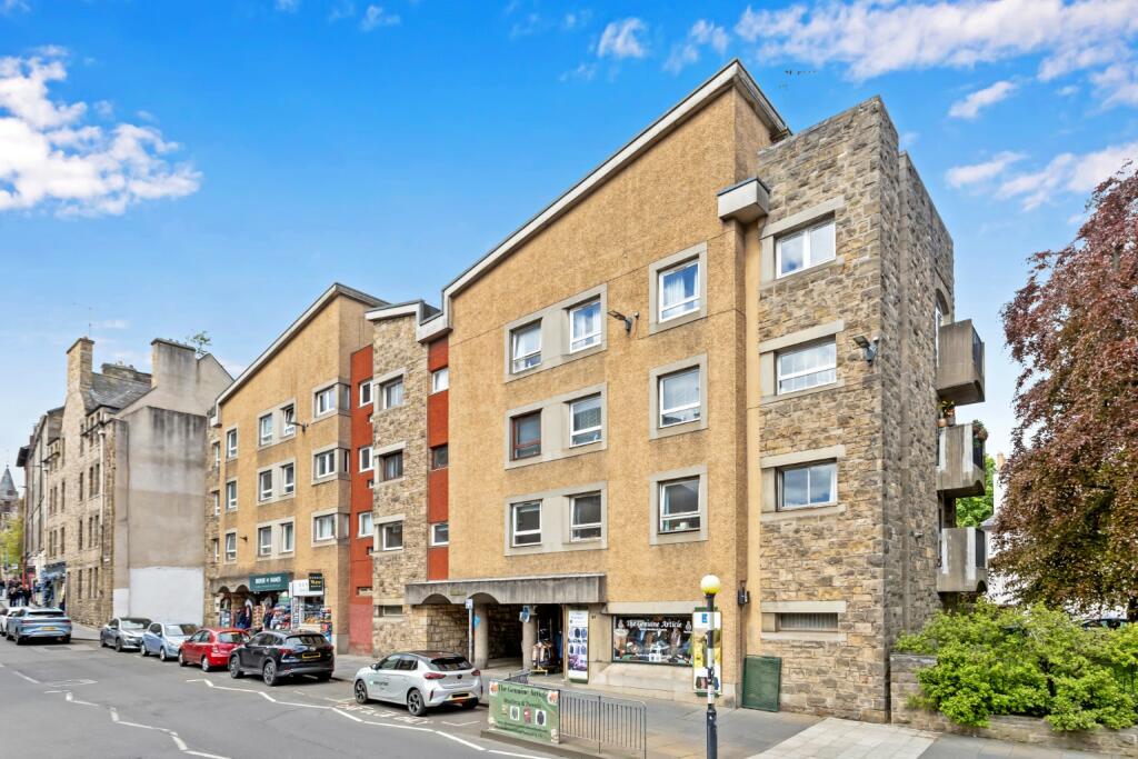 Main image of property: 99/1 Cannongate, Old Town, Edinburgh, EH8 8BP