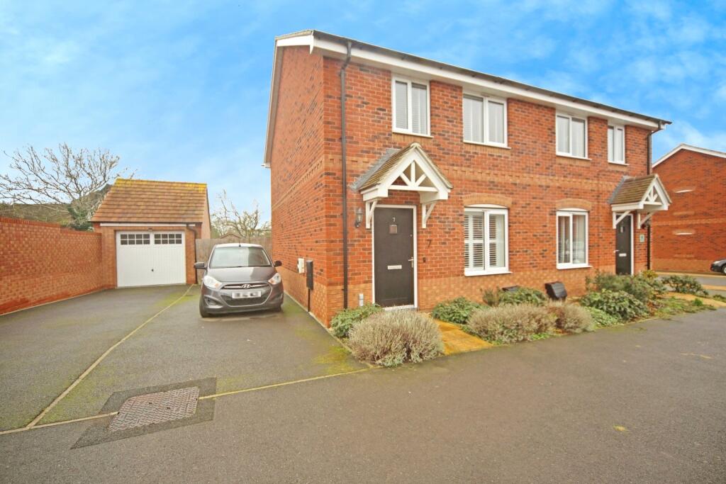 Main image of property: Blackberry Lane, Stratford-upon-Avon, Warwickshire, CV37