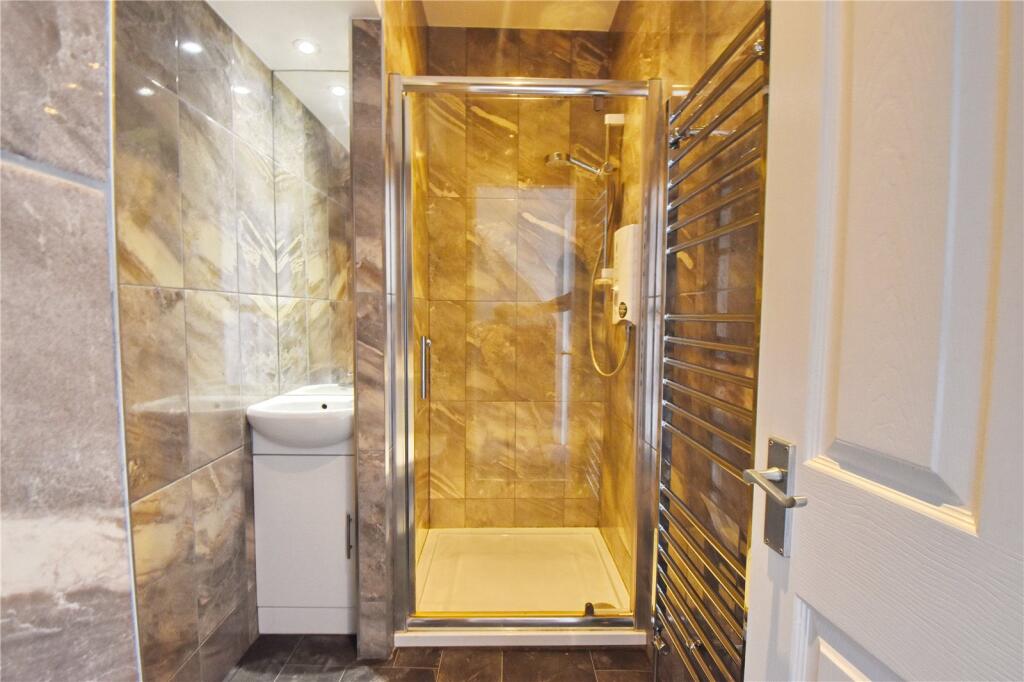 5 bedroom house for rent