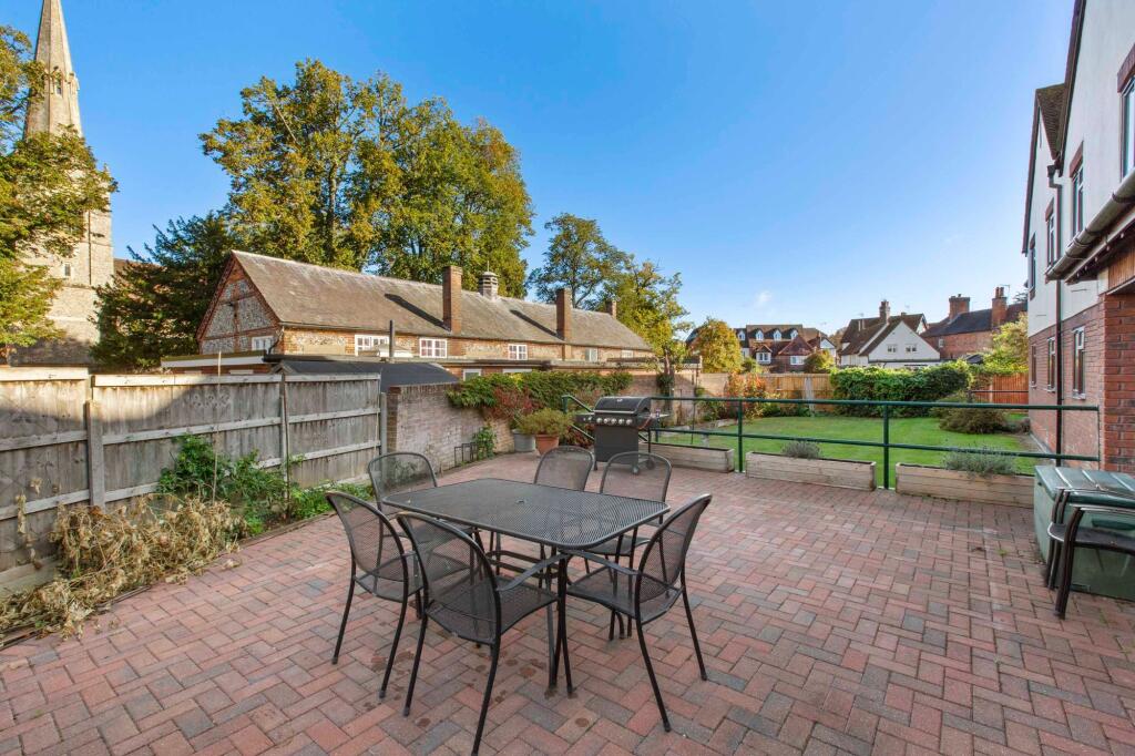 Jasmine Crescent, Princes Risborough, HP27 photo 4