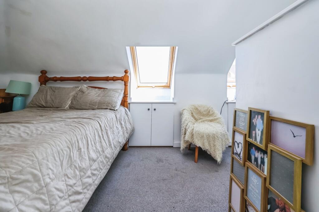 Frances Grove, Hucknall, Nottingham, NG15 - More
