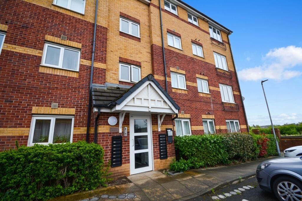 Main image of property: Little Bolton Terrace, Salford, M5