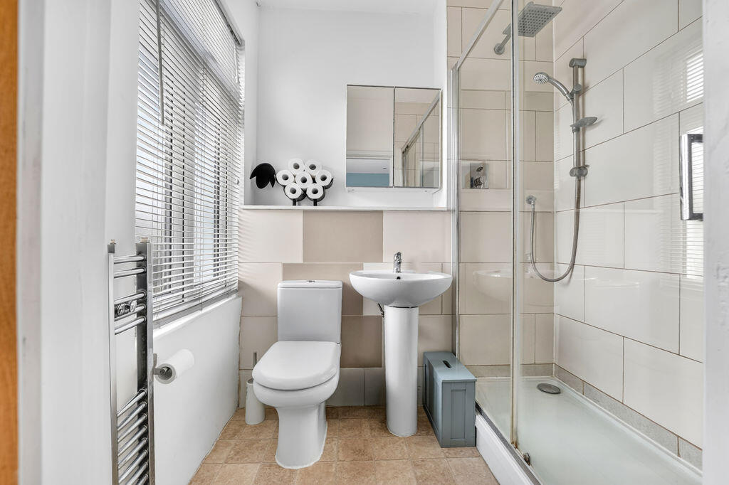 Apartment in London - More