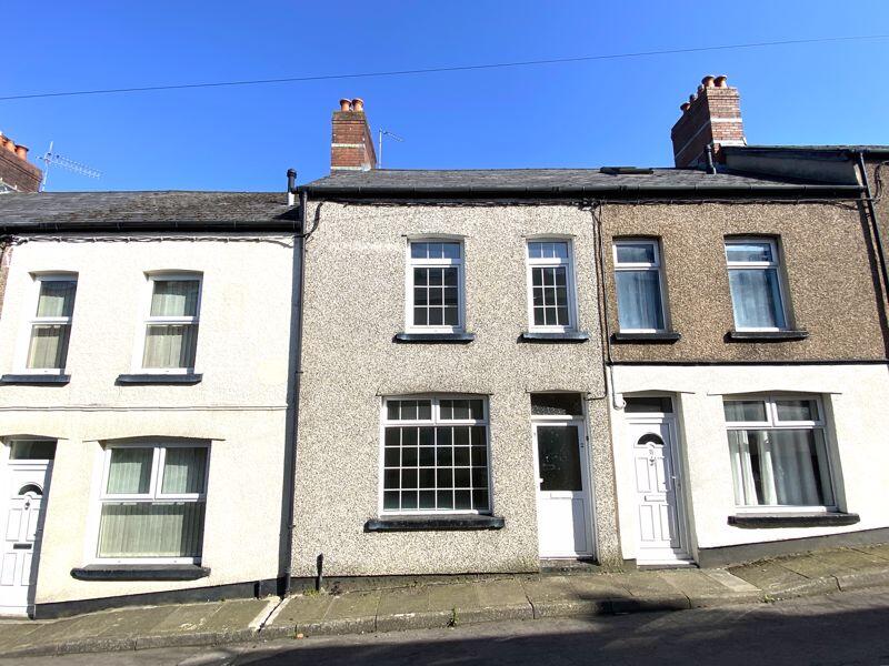 Main image of property: 2 Bed Plus Loft Room/Bed 3. Caradoc Street, Pontypool
